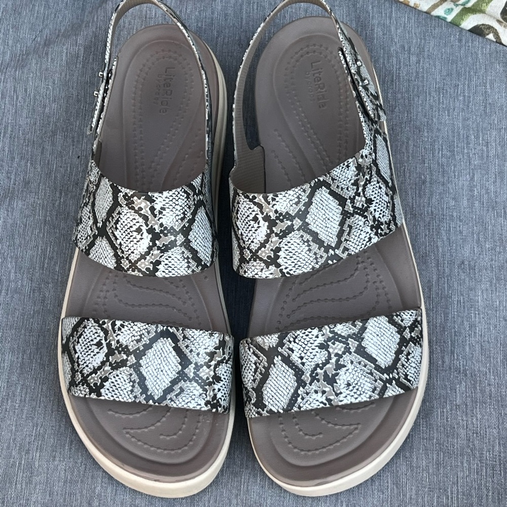 Crocs Platform Sandals - Snake Print